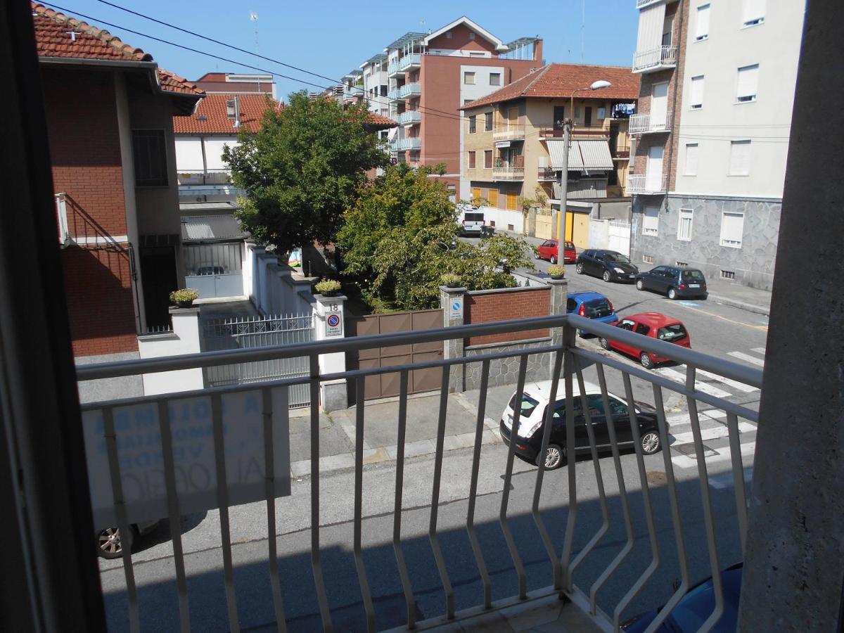 Ferienwohnung A 10 Minuti Di Metro Dal Centro Turin Exterior foto